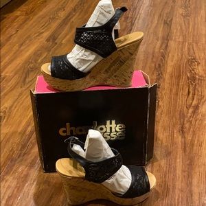 Black Lace Fabric Wedges